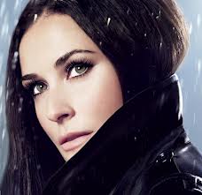 Алдартай бүсгүйчүүдийн гоо сайхны нууц